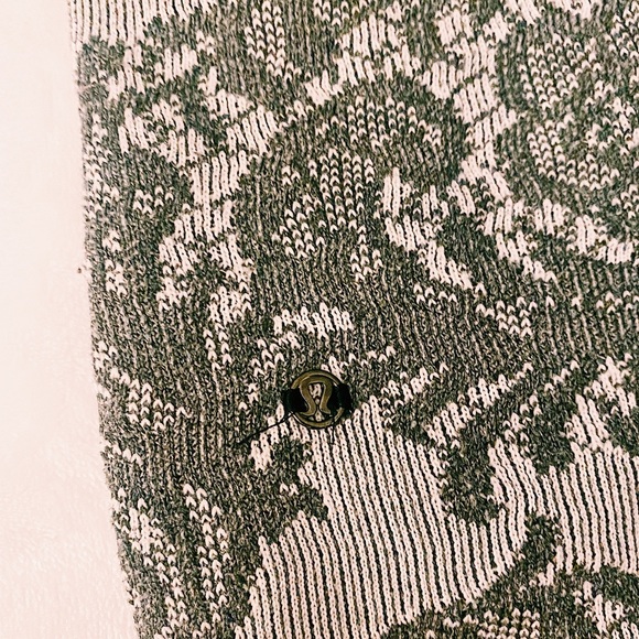 Lululemon Fleet Street Floral Pullover - Picture 4 of 4